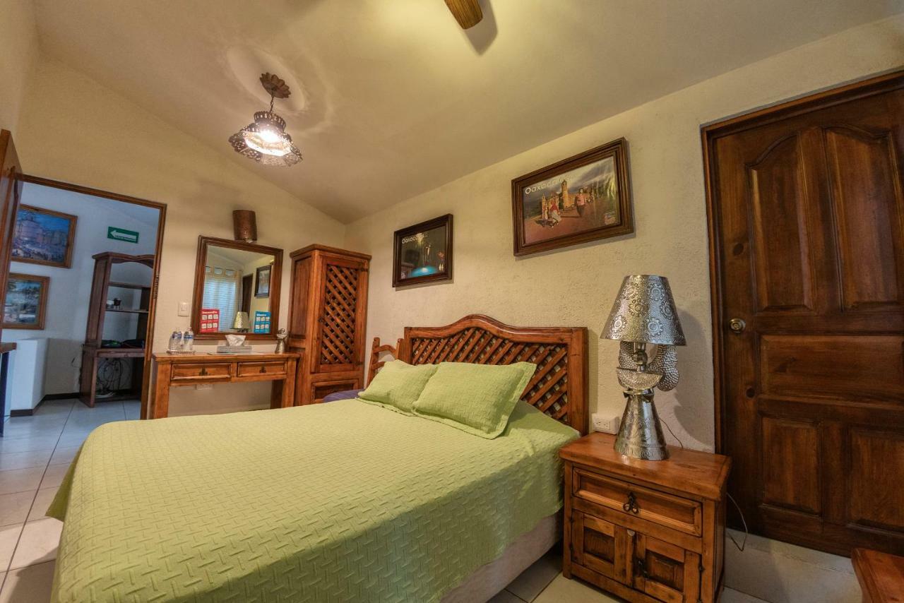 Hotel Casa Yunenisa Oaxaca Extérieur photo